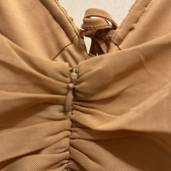 Bodycon Ruched Mini Dress - Picture 7 of 9